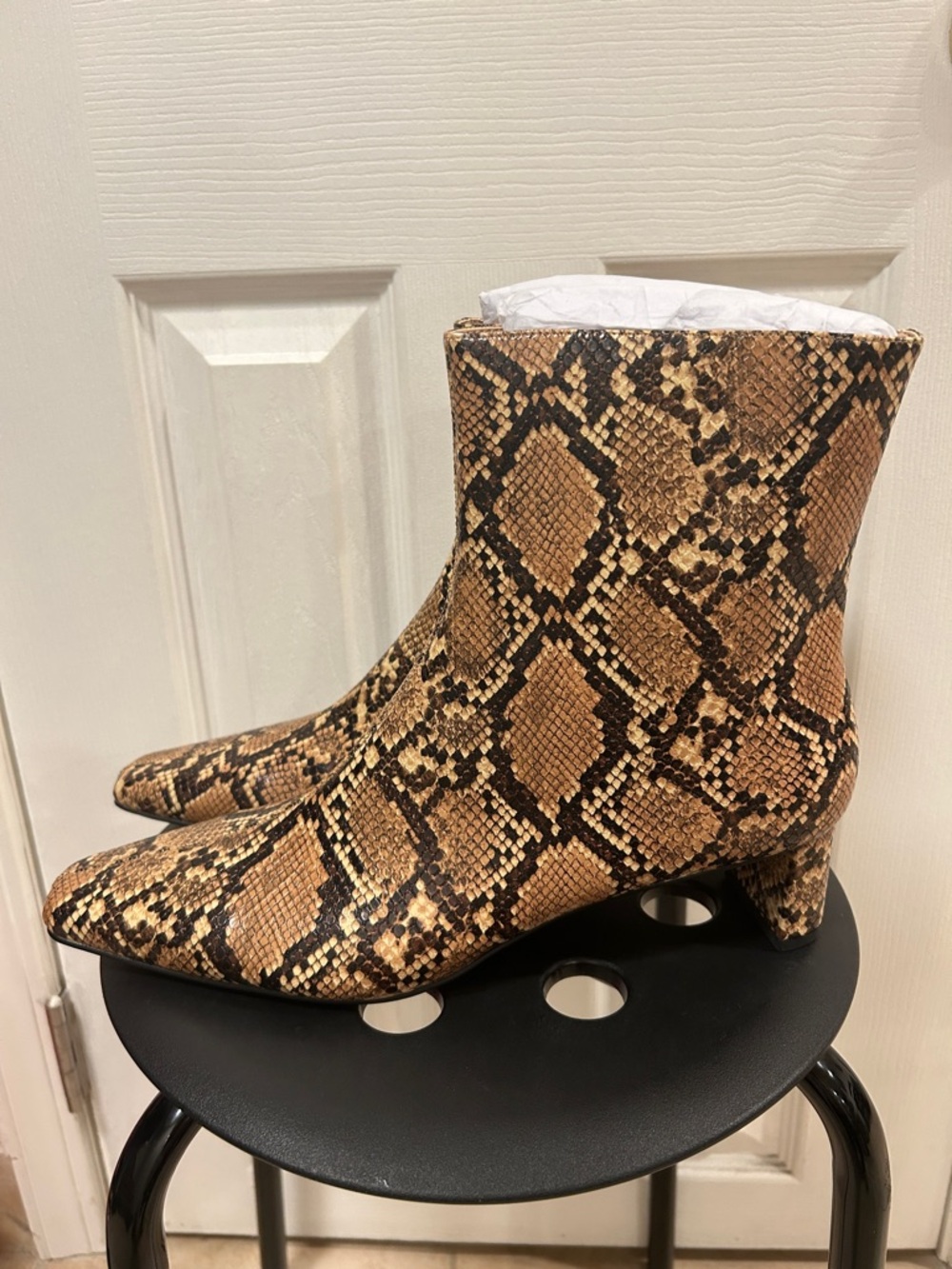 Katy Perry Snakeskin Boots Size 12